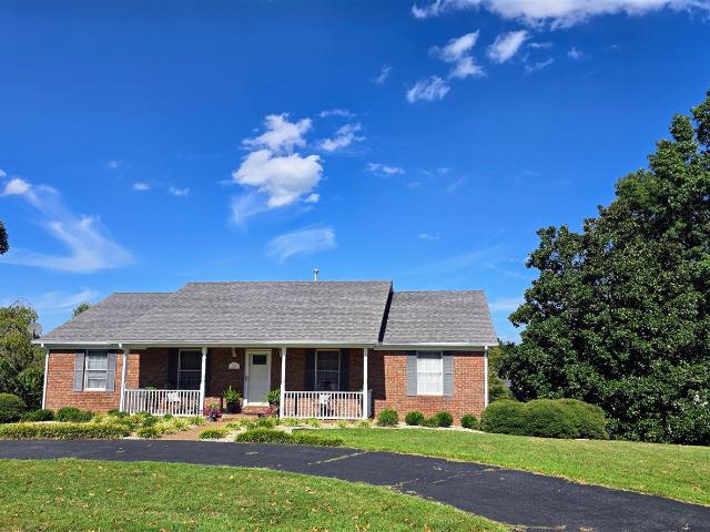 House for sale in Adolphus, Kentucky