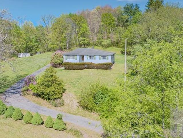 House for sale in Bluefield, West Virginia