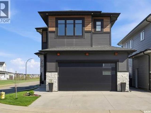 House for sale in Saskatoon, Saskatchewan