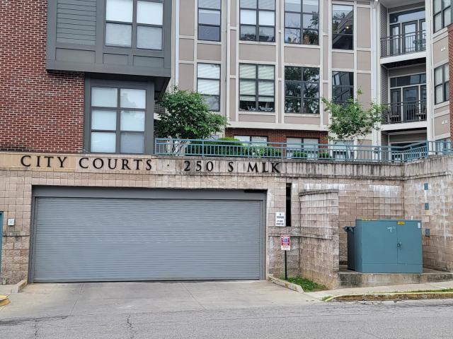 Condo for sale in Lexington