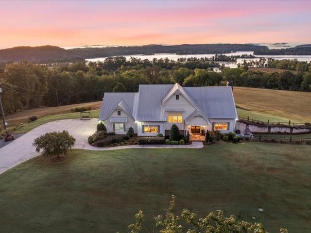 Farm for sale in Dayton, East Tennessee