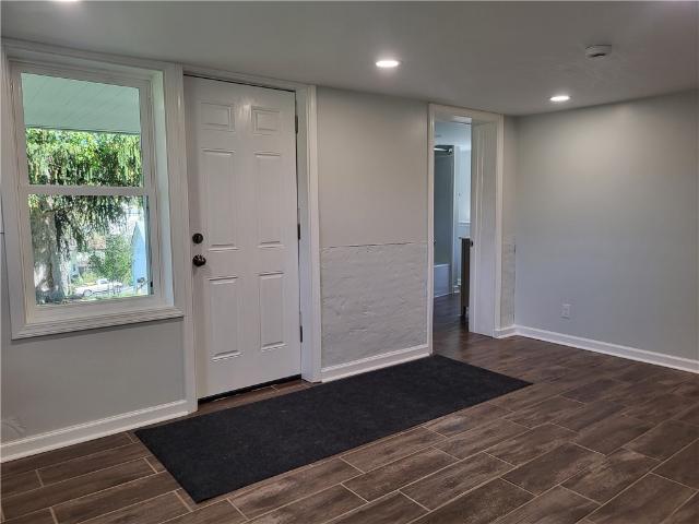 House for sale in Washington, Washington County