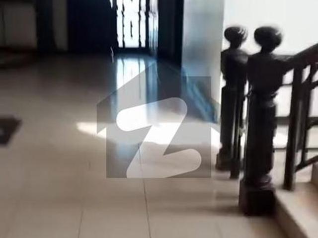 House for rent in Clifton Block 5, کراچی ڈویژن
