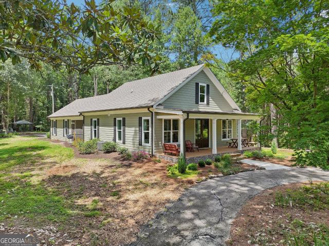 House for sale in Oxford, Georgia