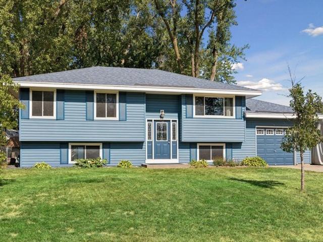 House for sale in Circle Pines, Minnesota