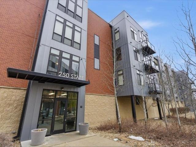 Condo for sale in Cedar Falls, Iowa