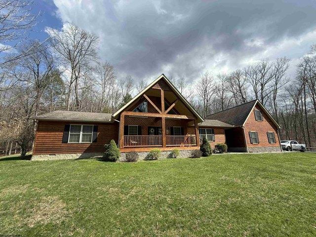 House for sale in Elkins, West Virginia