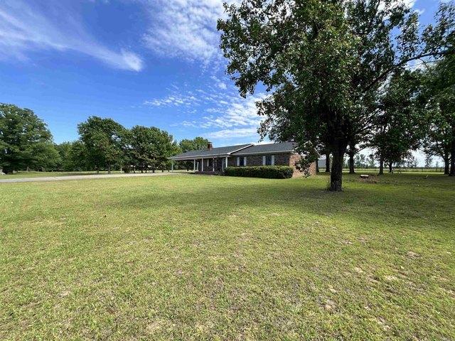 House for sale in Ark
