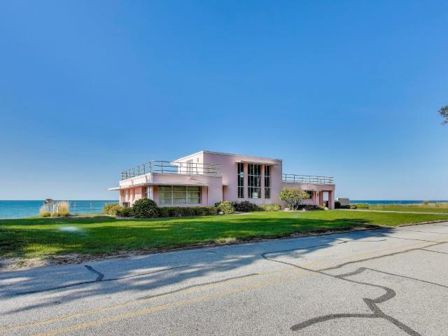 House for sale in Porter, Indiana