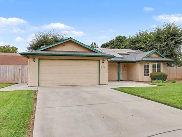 House for sale in Caldwell Ranch, Visalia