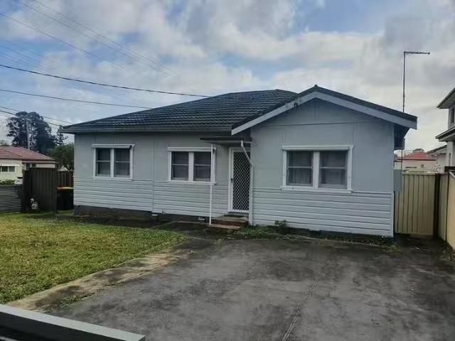 House for rent in Fairfield Heights, New South Wales