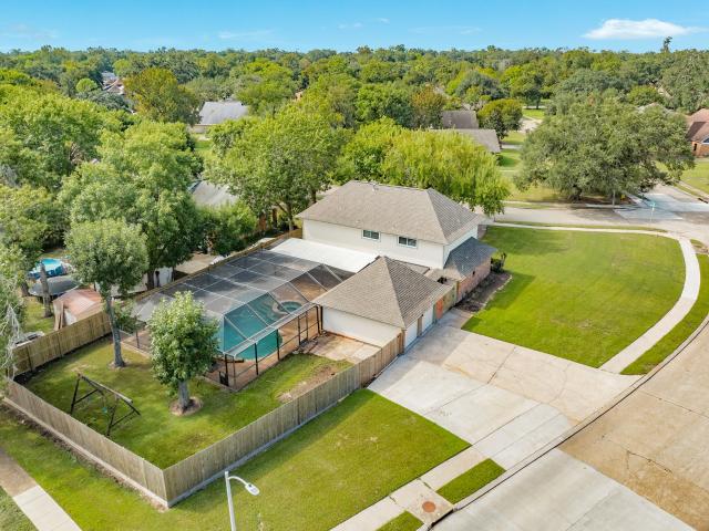 House for sale in Oak Forest, Lake Jackson