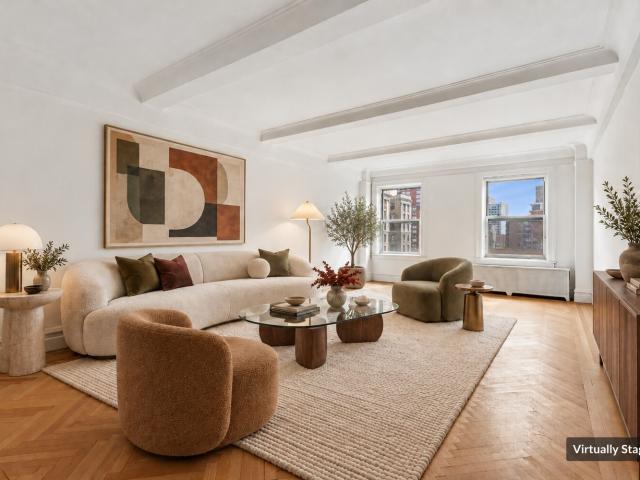 Property for sale in Manhattan Community Board 7, New York