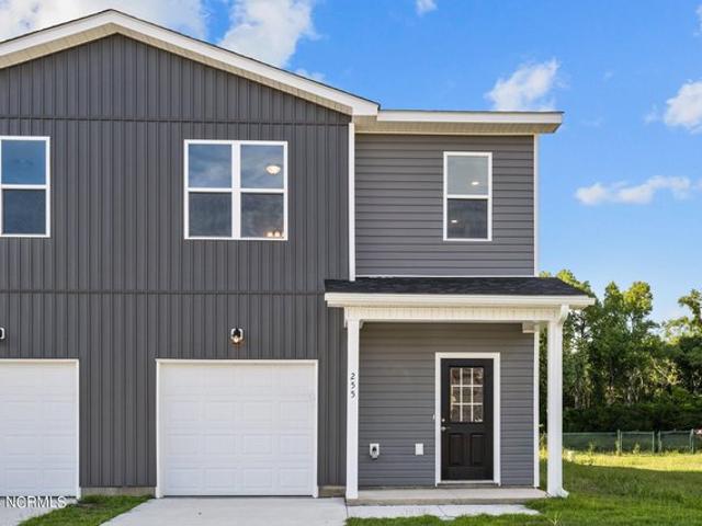 Townhouse for sale in Richlands, Onslow County