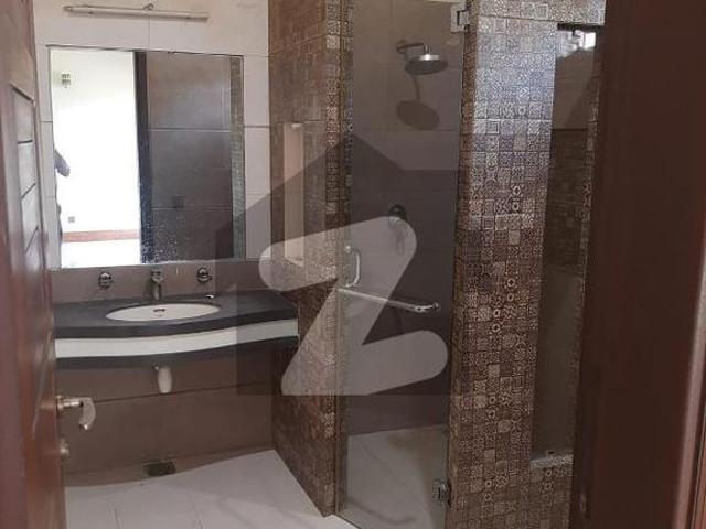 House for sale in Clifton, North Waziristan