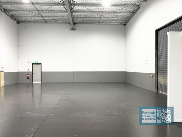 Warehouse for rent in Toombul, Queensland