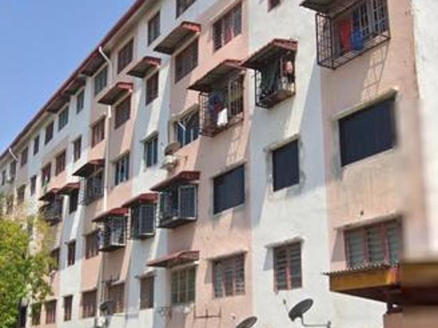 Flat for rent in Shah Alam, Petaling