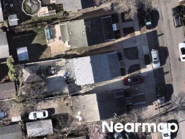 House for sale in Bellerose