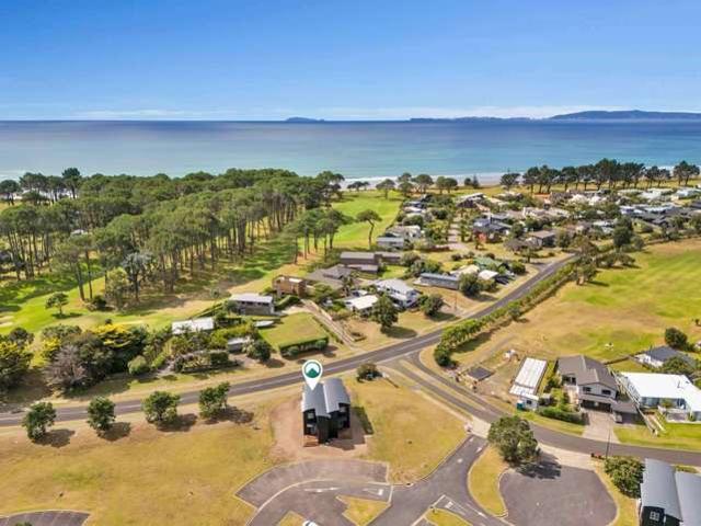 Apartment for sale in Matarangi, Waikato