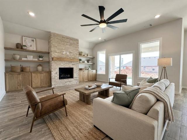 House for sale in Cashion, Oklahoma