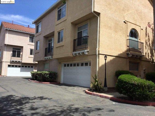 Townhouse for sale in Hayward, California