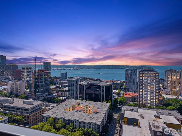Condo for sale in Seattle, Washington