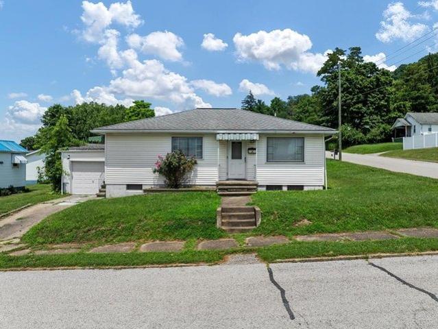 House for sale in Moundsville, West Virginia