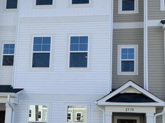 Townhouse for rent in Raleigh