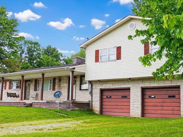 House for sale in Powell, Kentucky