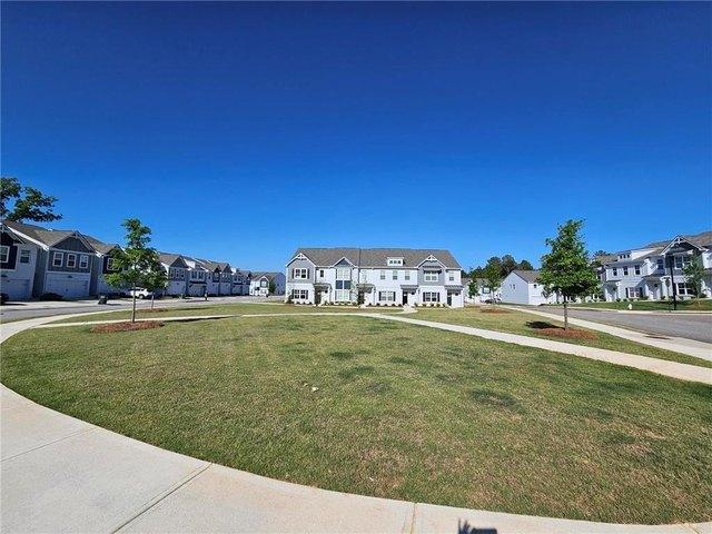 Townhouse for sale in Conyers, Georgia