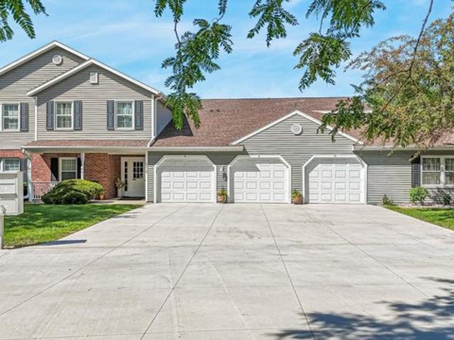 Condo for sale in Oshkosh, Wisconsin