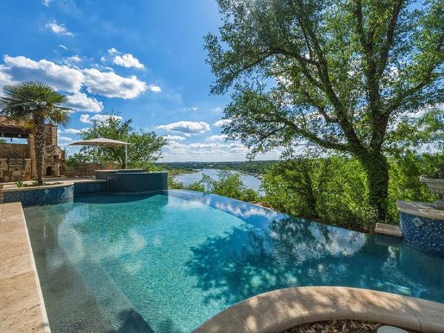 House for sale in Spicewood, Texas