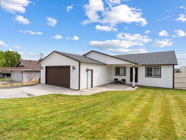 House for sale in Oregonia