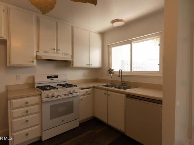 Condo for sale in Ventura, California