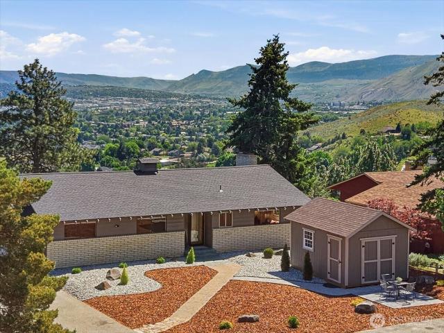 House for sale in Wenatchee, Washington