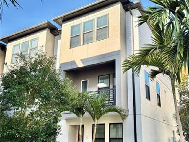 Townhouse for sale in Tampa, Florida