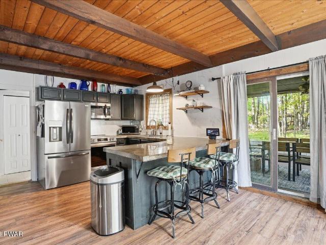 House for sale in Lake Ariel, Pennsylvania