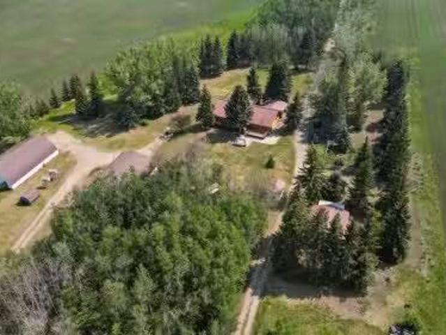House for sale in Penhold, Alberta