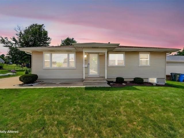 House for sale in Linn, Iowa