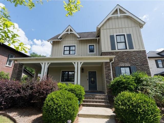 House for sale in Hoover, Alabama