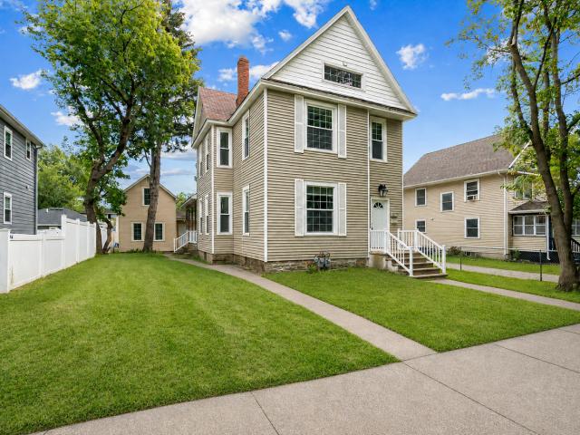 House for sale in Hennepin, Minnesota