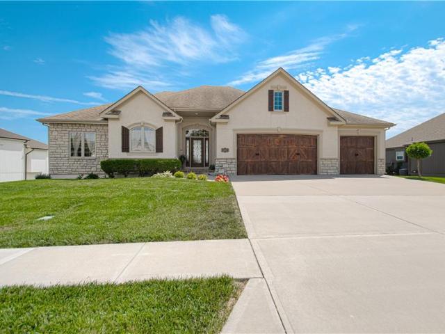 House for sale in Blue Springs, Missouri