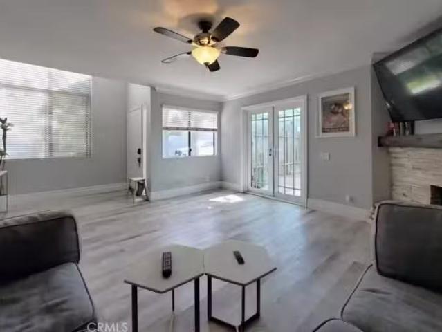 Condo for sale in Costa Mesa