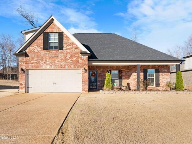 House for sale in Southaven, Mississippi