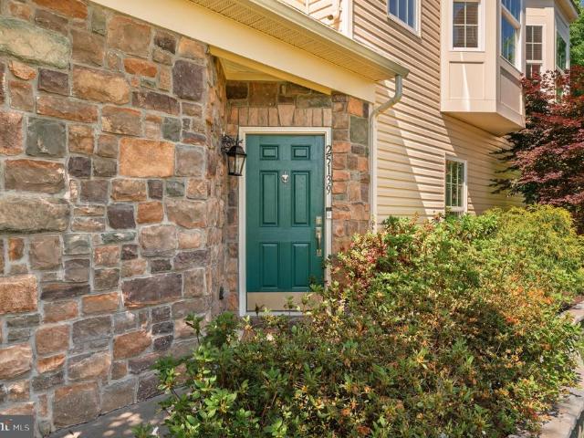 Townhouse for sale in Virginia
