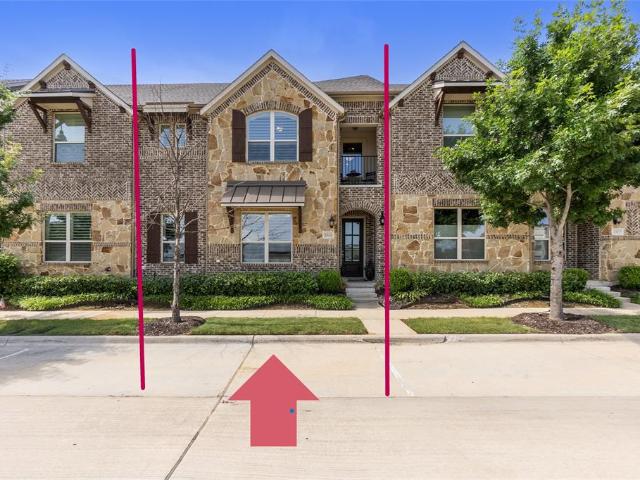 Townhouse for sale in Flower Mound