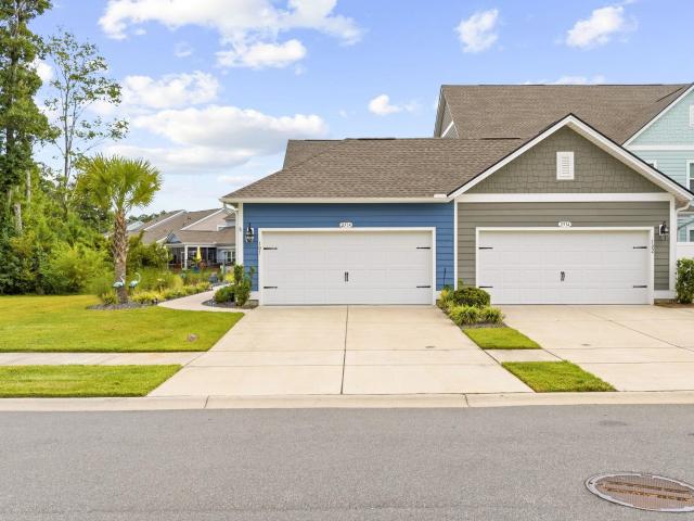 Townhouse for sale in Myrtle Beach, South Carolina