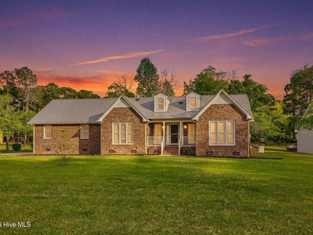 House for sale in New Bern, North Carolina