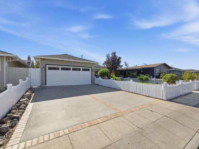House for sale in San Mateo, San Mateo County