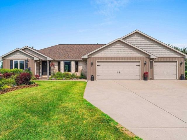 House for sale in De Pere, Wisconsin